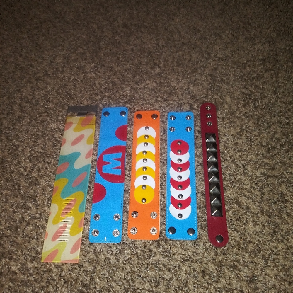 Women's Bracelets